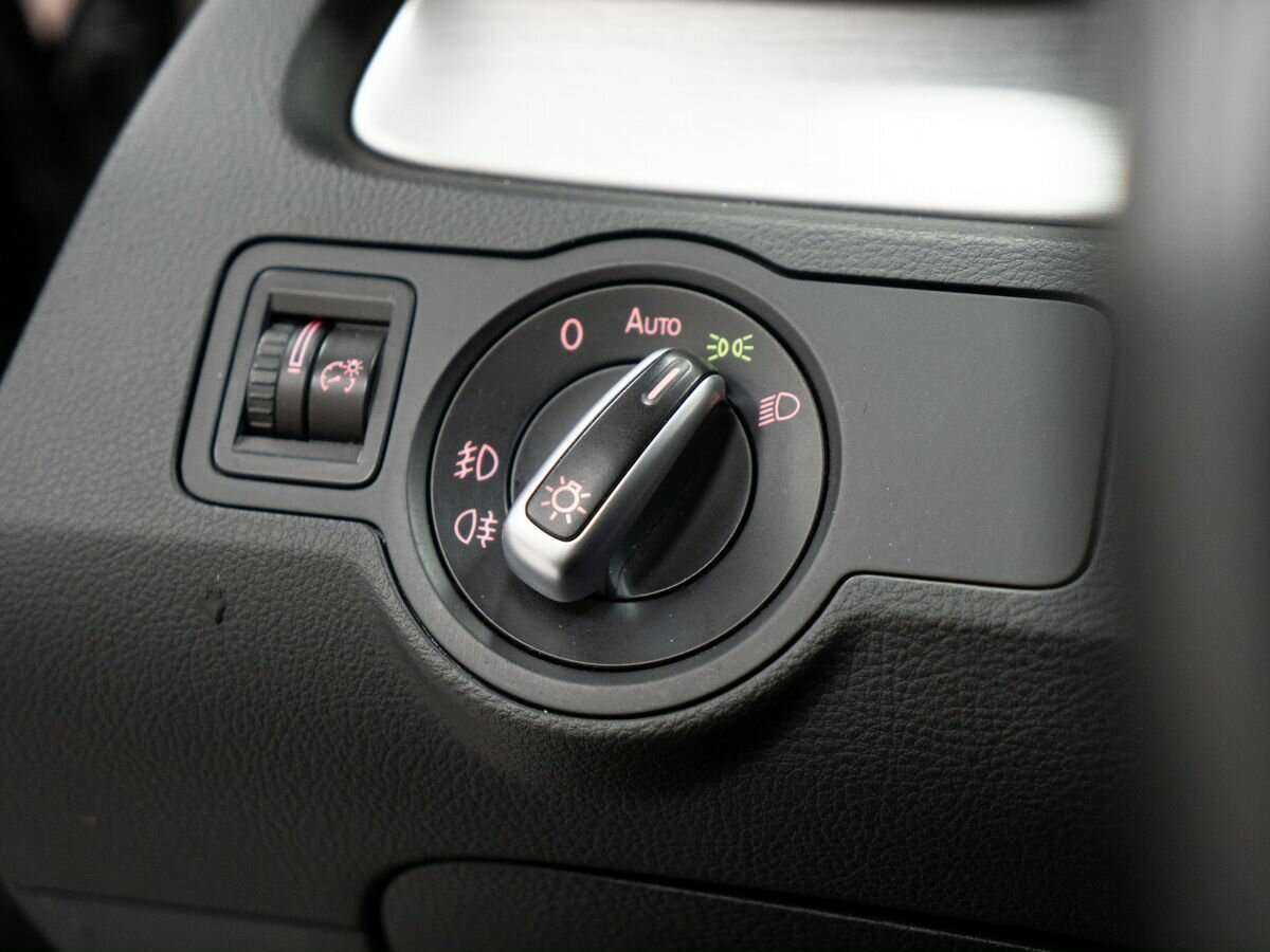 Купить Volkswagen Passat, 2013, 160 000 км, фото №19