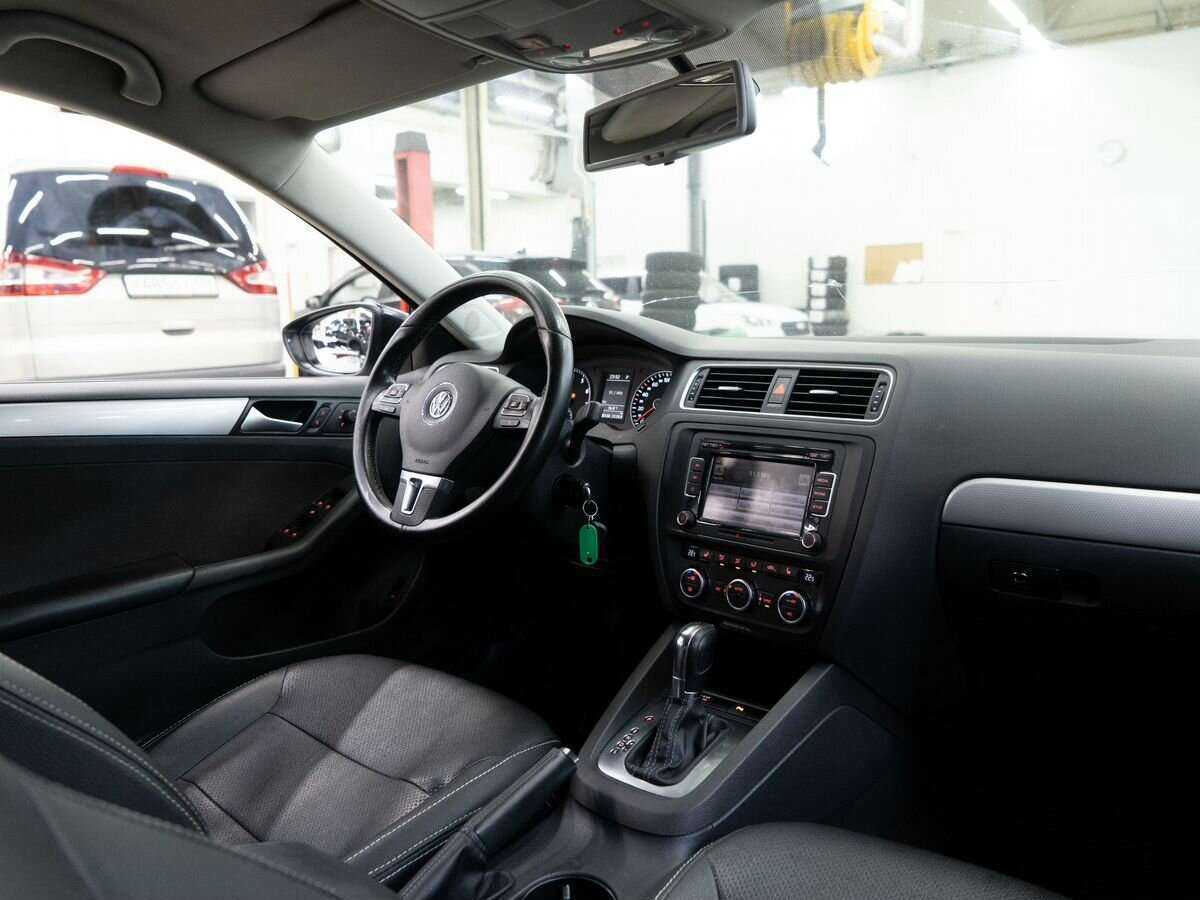 Купить Volkswagen Jetta, 2013, 188 137 км, фото №18