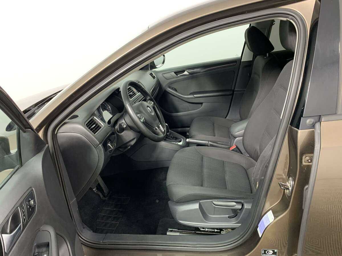 Купить Volkswagen Jetta, 2013, 222 783 км, фото №14