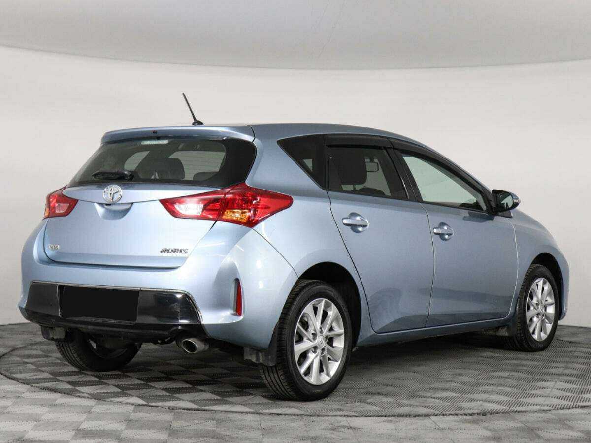 Купить Toyota Auris, 2013, 132 003 км, фото №5