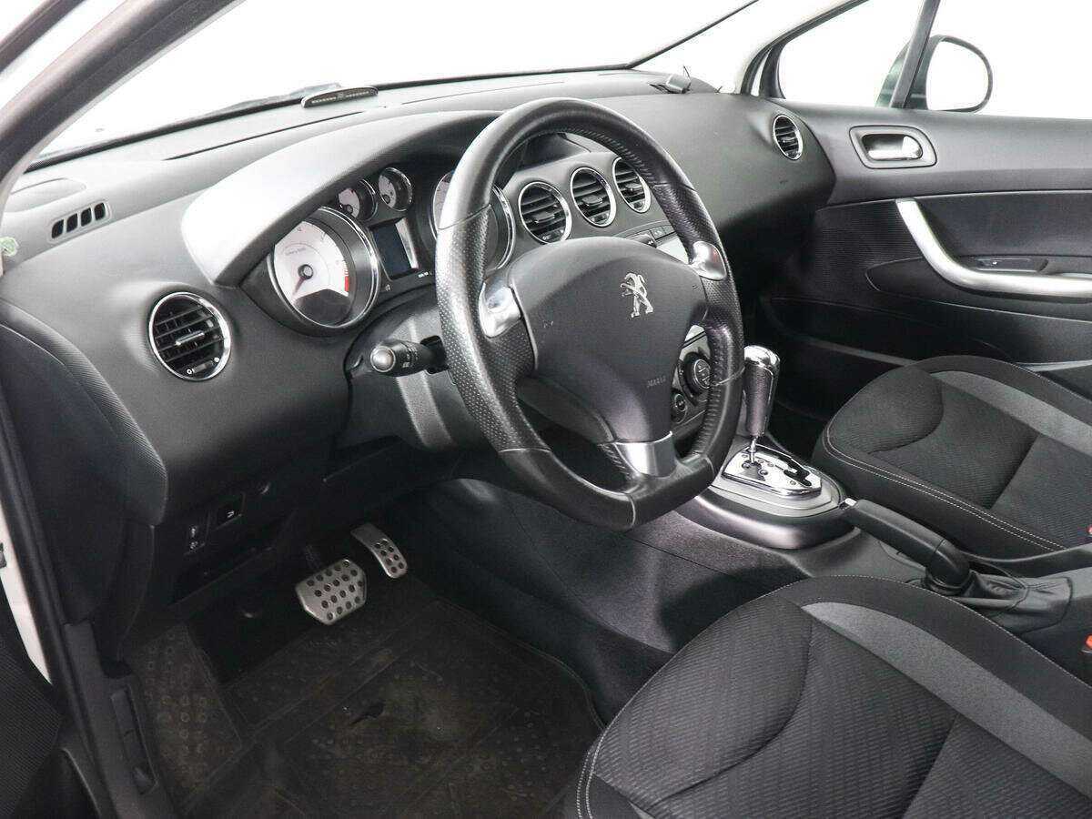 Купить Peugeot 408, 2014, 159 287 км, фото №9