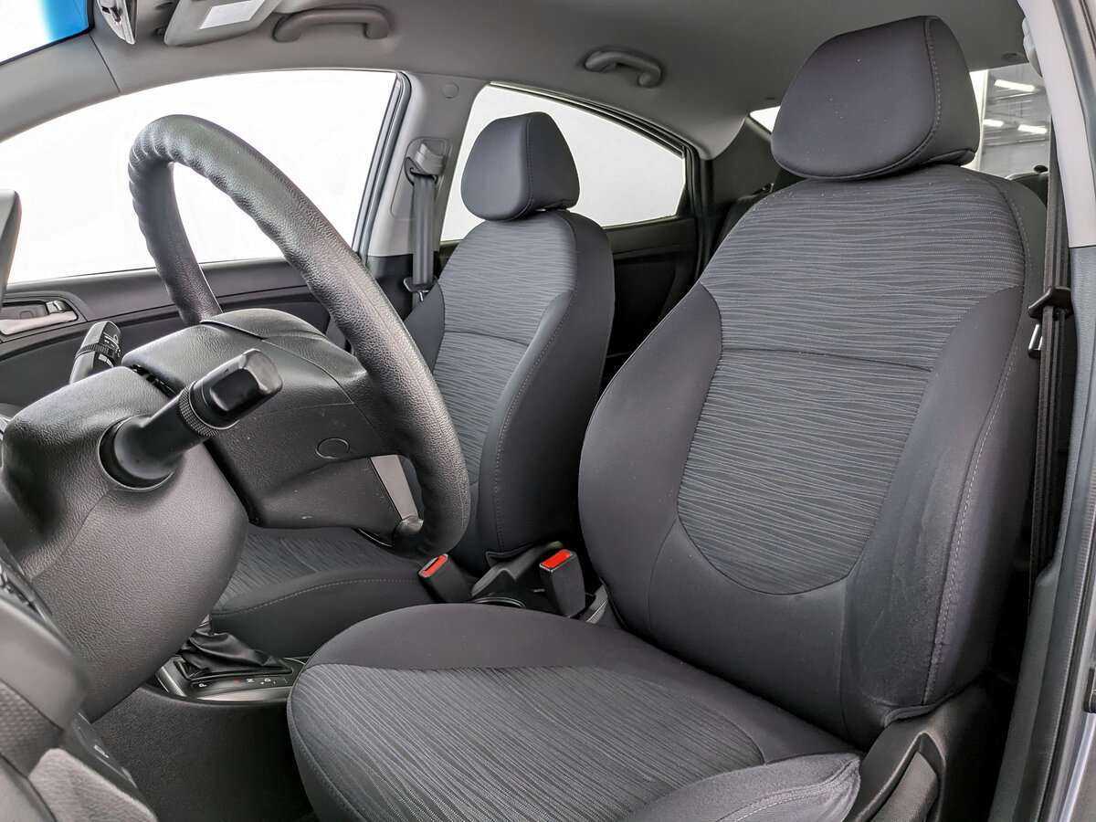 Купить Hyundai Solaris, 2015, 184 890 км, фото №16