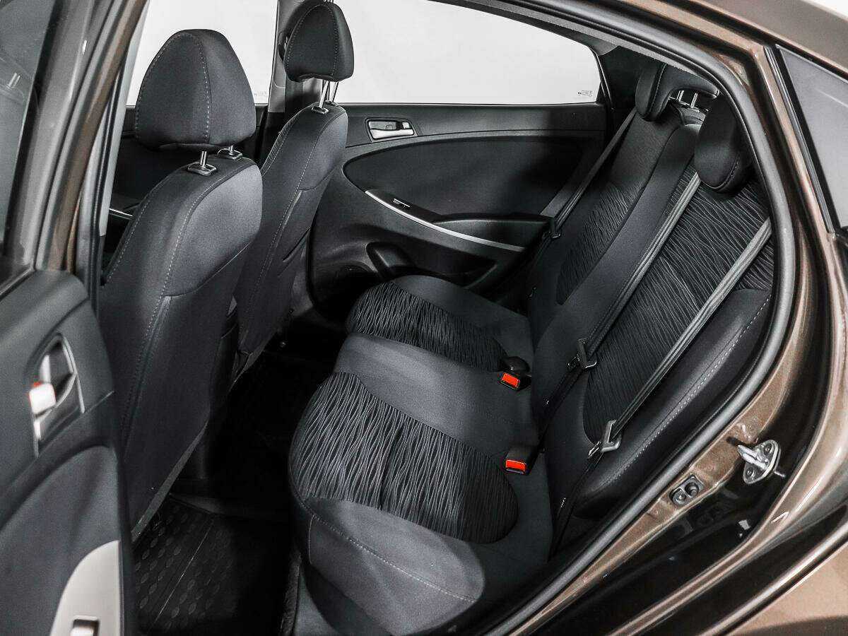 Купить Hyundai Solaris, 2016, 77 286 км, фото №10