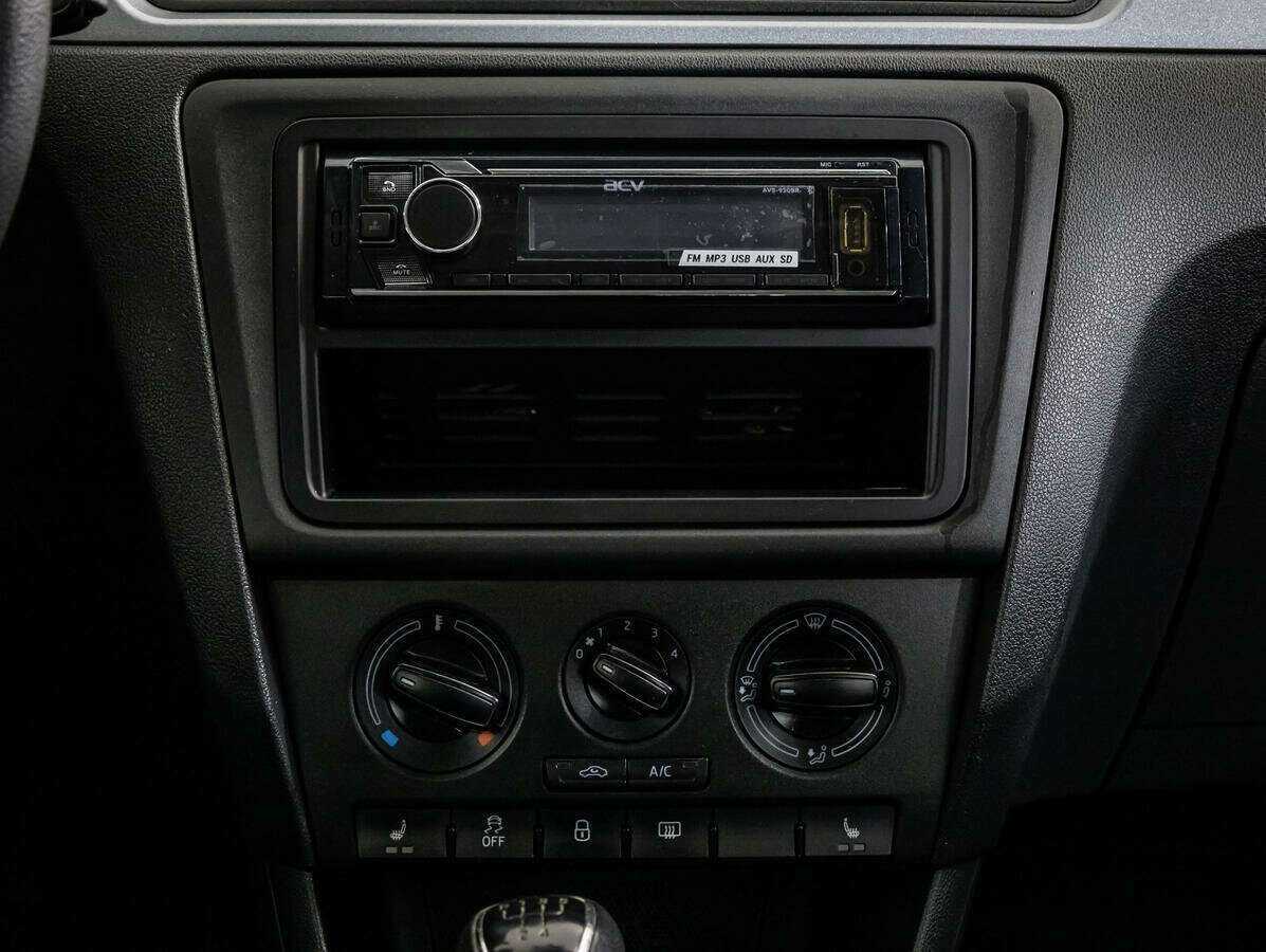 Купить Skoda Rapid, 2017, 81 872 км, фото №12