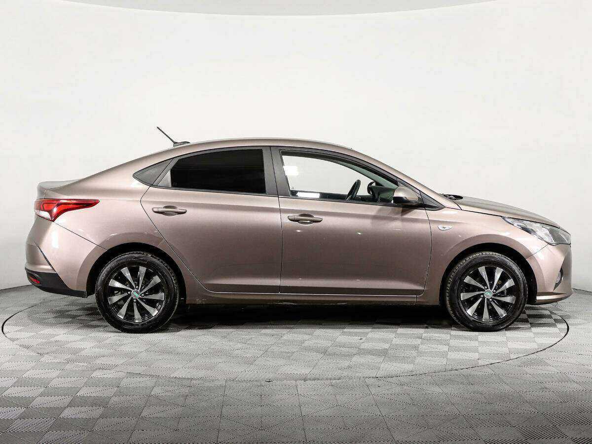 Купить Hyundai Solaris, 2020, 58 967 км, фото №4