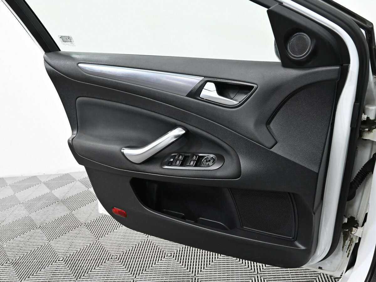 Купить Ford Mondeo, 2014, 142 000 км, фото №6