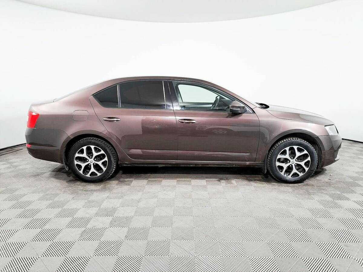 Купить Skoda Octavia, 2014, 220 000 км, фото №4