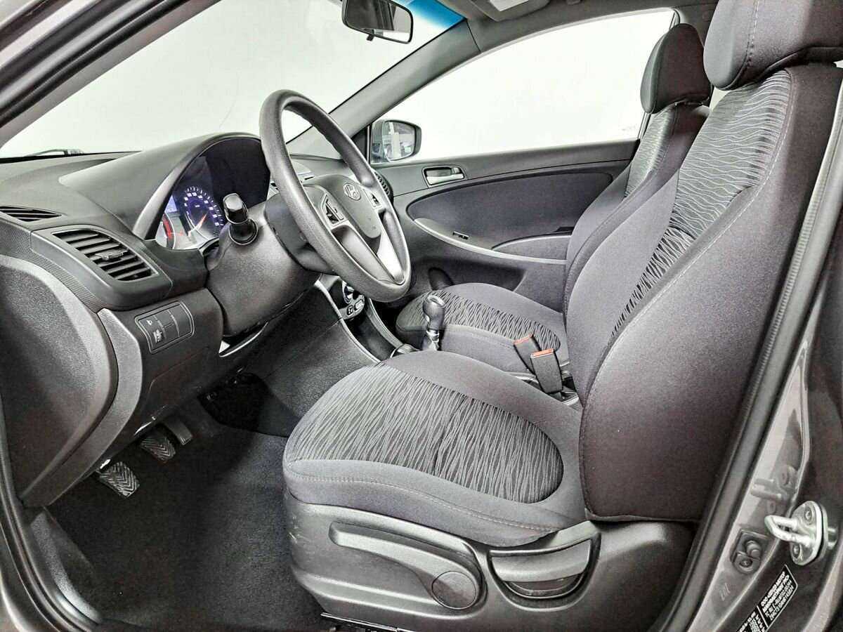 Купить Hyundai Solaris, 2016, 114 500 км, фото №16