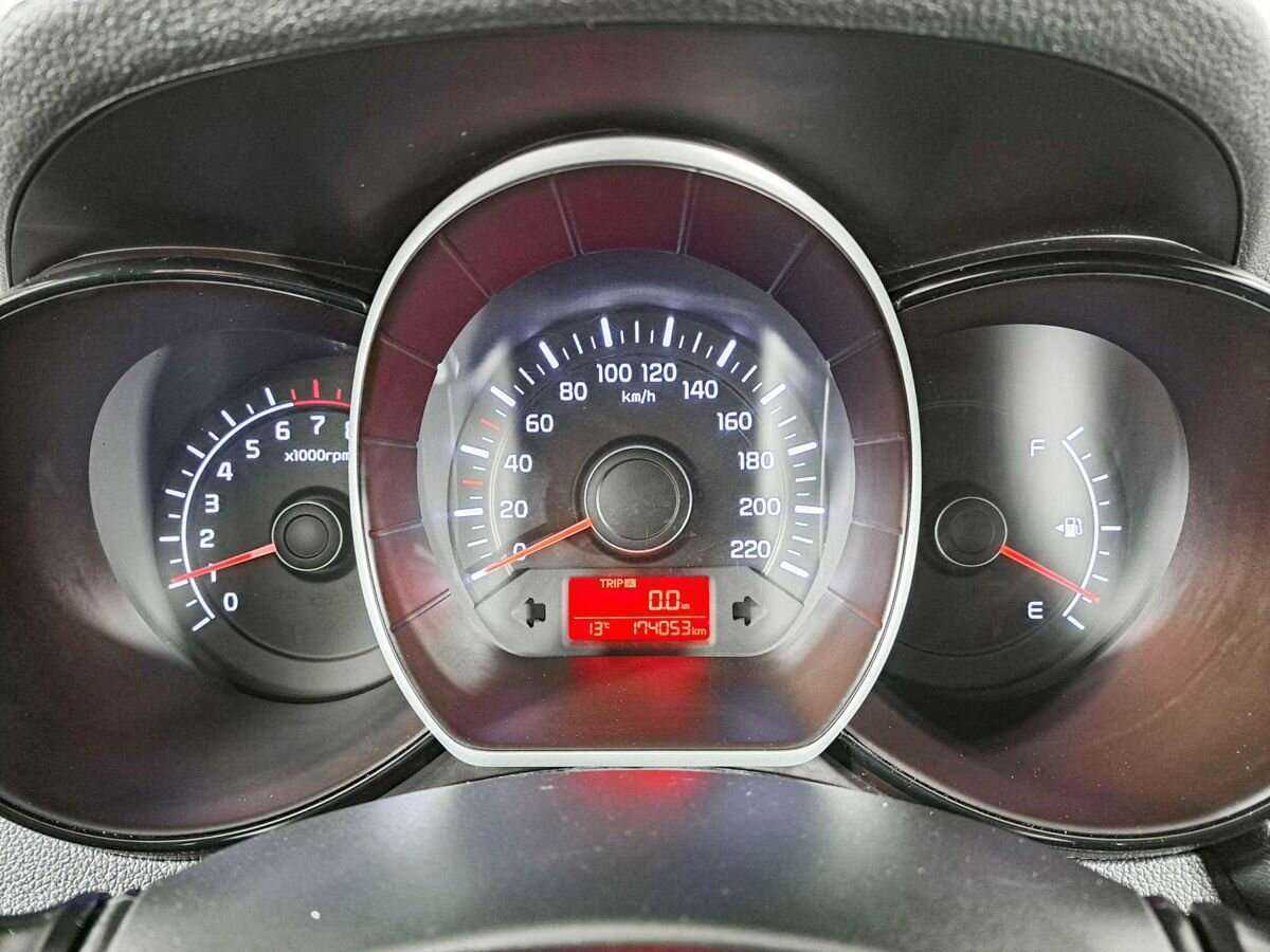 Купить Kia Rio, 2016, 174 000 км, фото №11