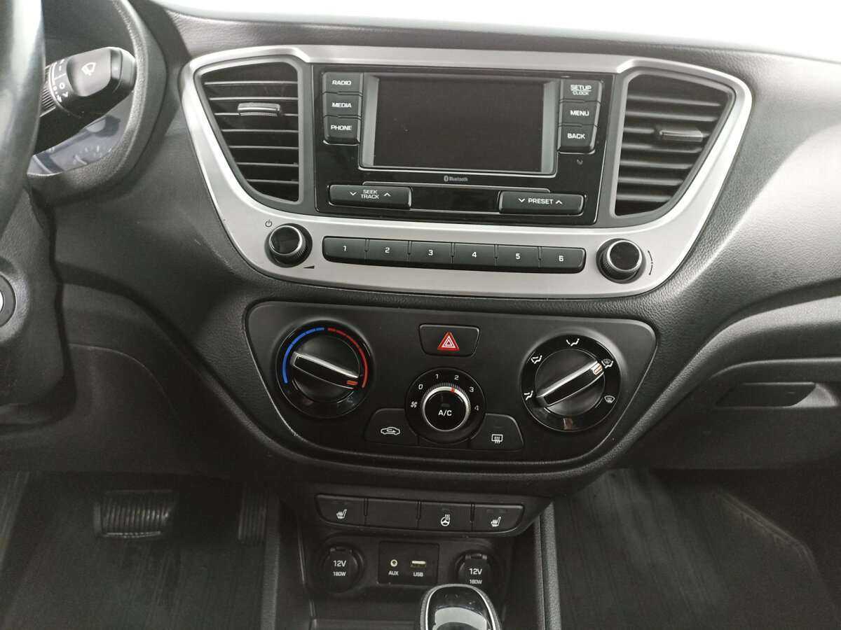 Купить Hyundai Solaris, 2018, 67 575 км, фото №13