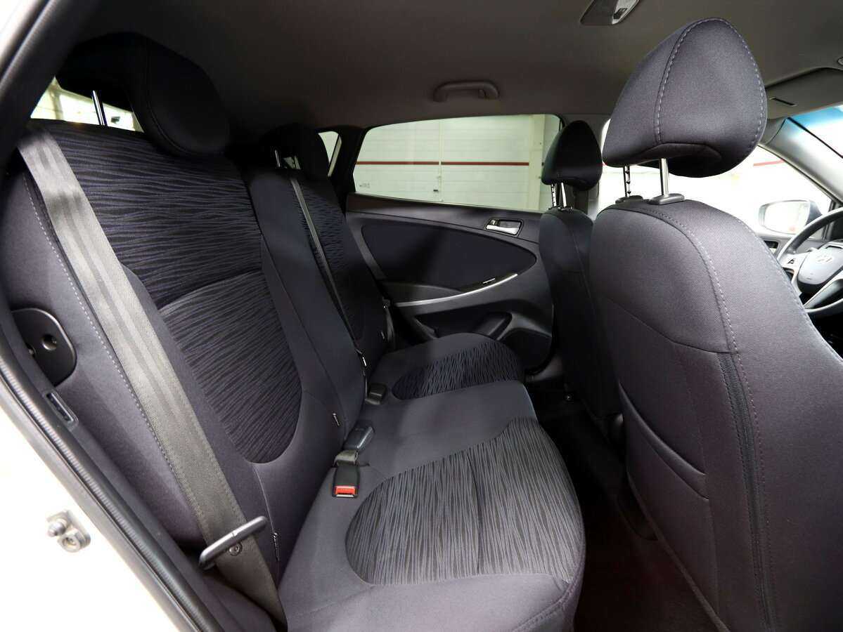 Купить Hyundai Solaris, 2015, 136 000 км, фото №18