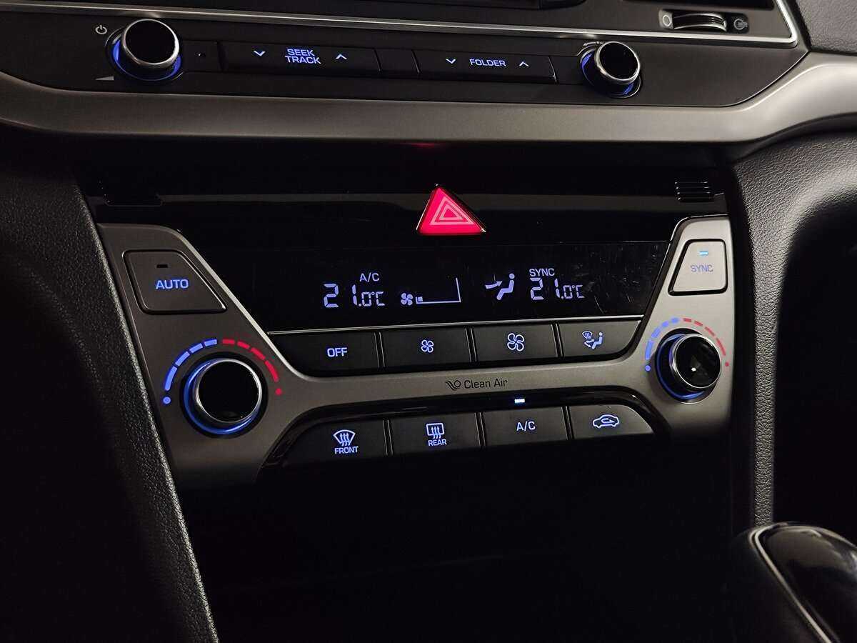 Купить Hyundai Elantra, 2016, 118 000 км, фото №14