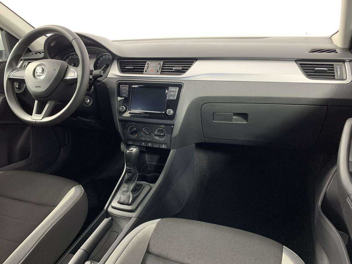 Купить Skoda Rapid, 2019, 83 260 км, фото №8