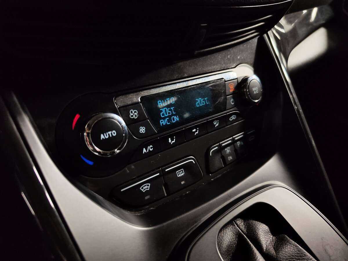 Купить Ford Kuga, 2015, 187 000 км, фото №17