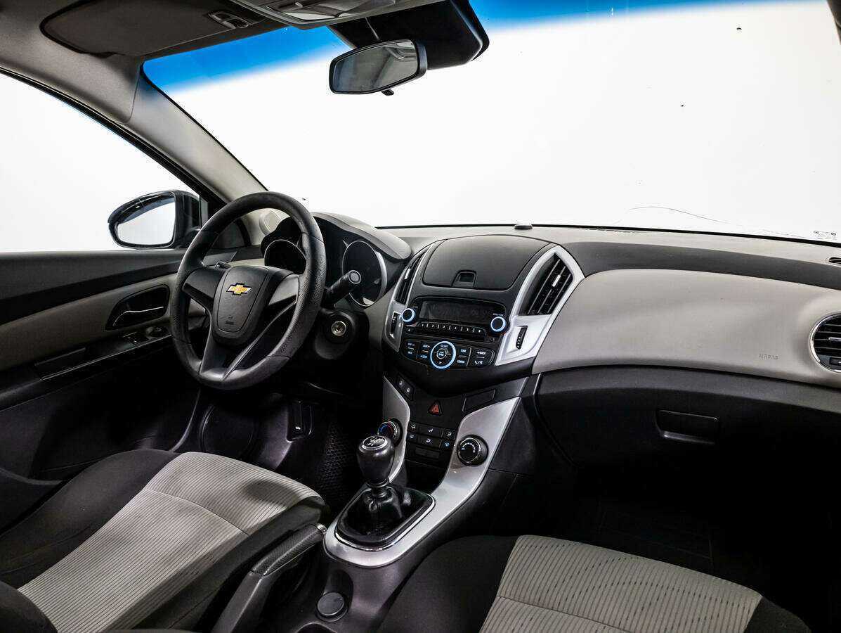 Купить Chevrolet Cruze, 2013, 213 879 км, фото №9
