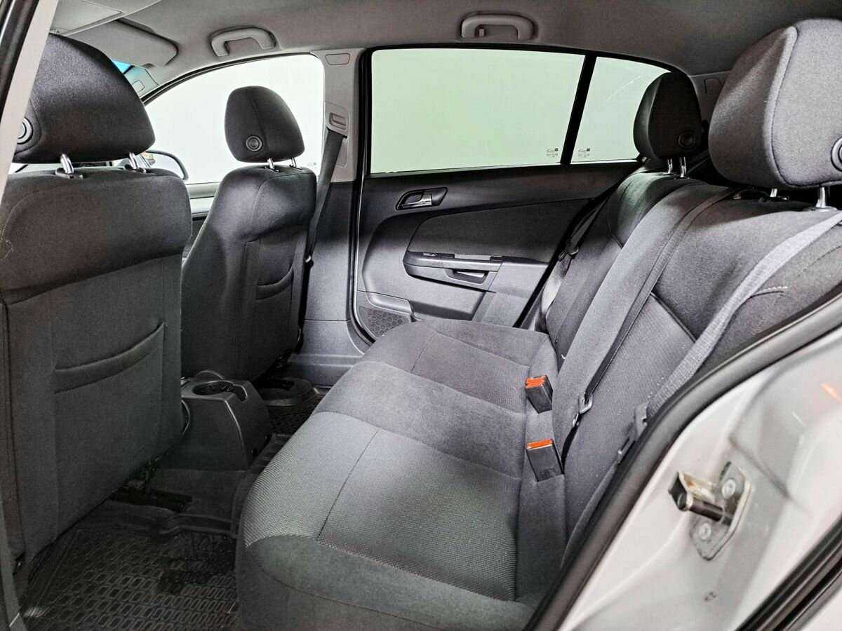 Купить Opel Astra, 2013, 185 500 км, фото №11