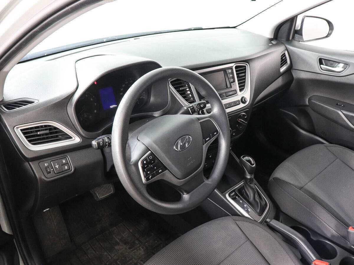 Купить Hyundai Solaris, 2020, 50 235 км, фото №9