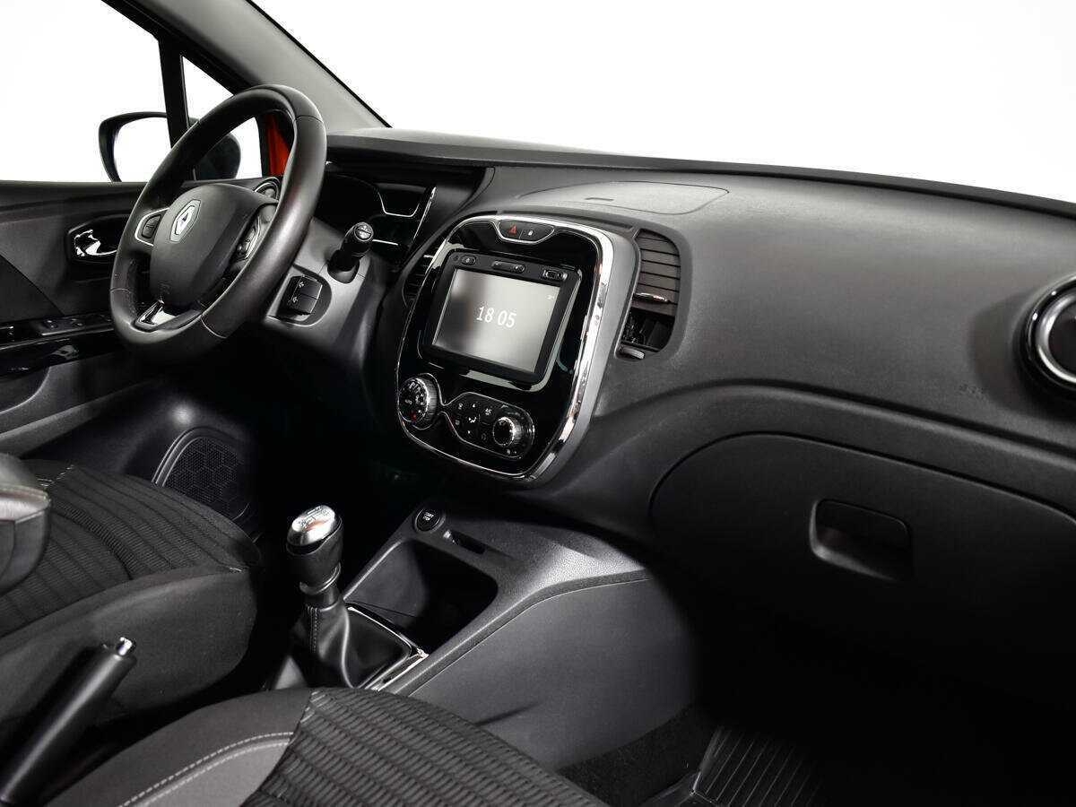 Купить Renault Kaptur, 2017, 118 846 км, фото №9