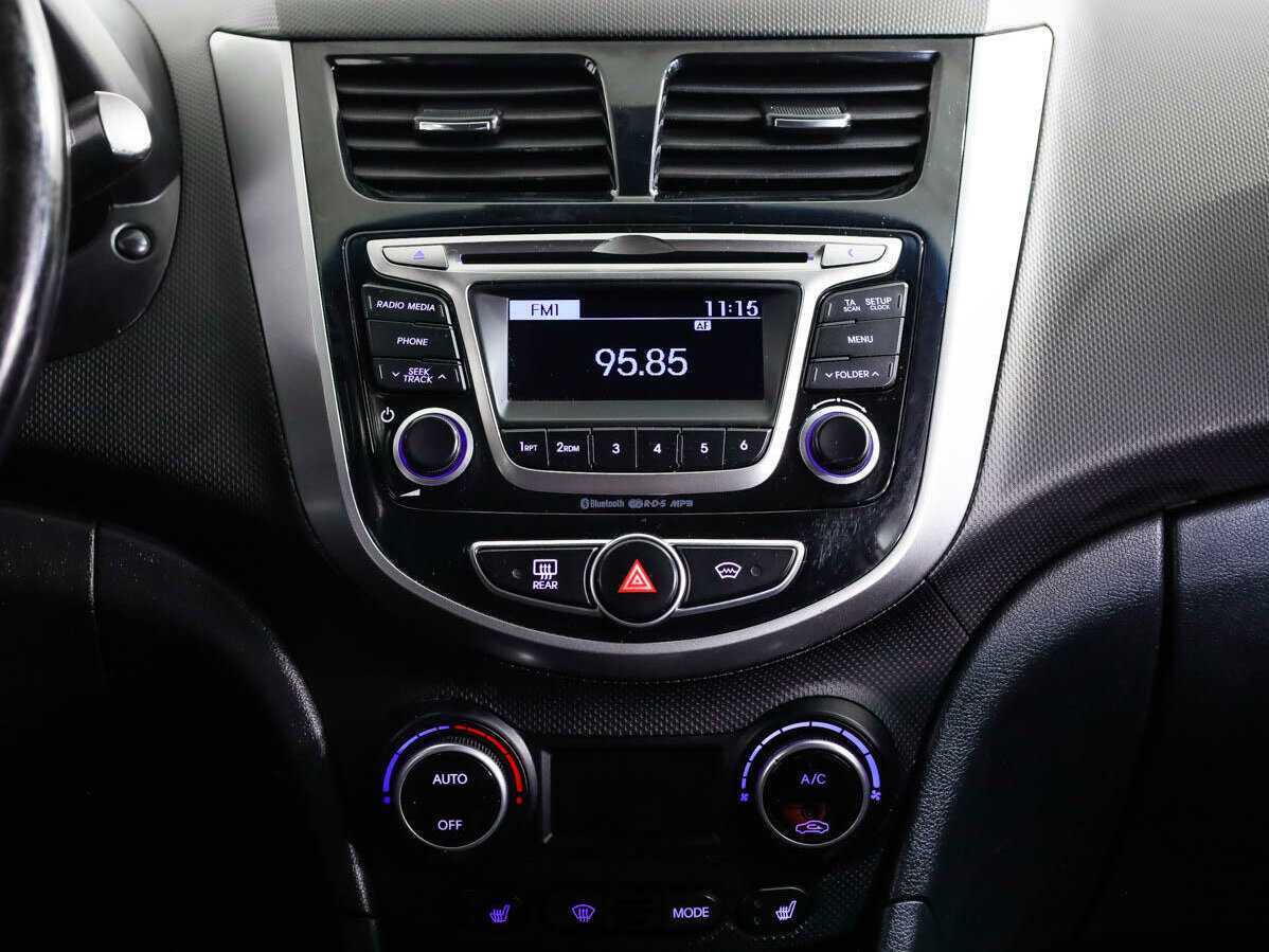 Купить Hyundai Solaris, 2015, 268 928 км, фото №13