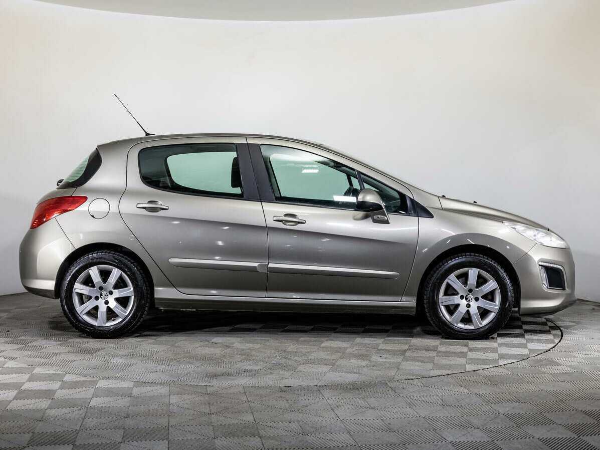 Купить Peugeot 308, 2013, 82 635 км, фото №4