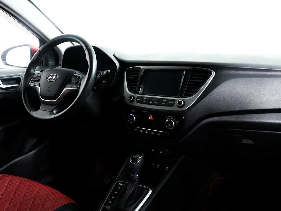 Купить Hyundai Solaris, 2017, 149 664 км, фото №9