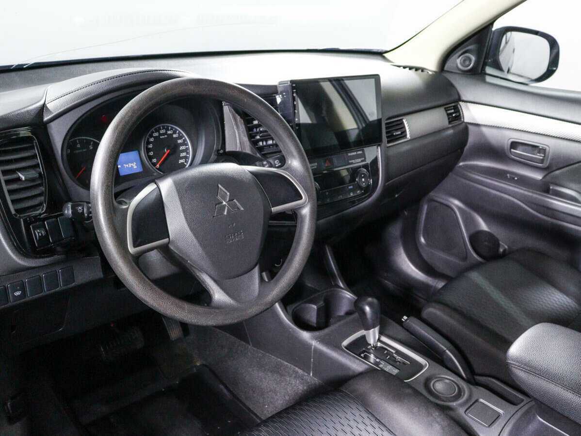 Купить Mitsubishi Outlander, 2015, 70 200 км, фото №12