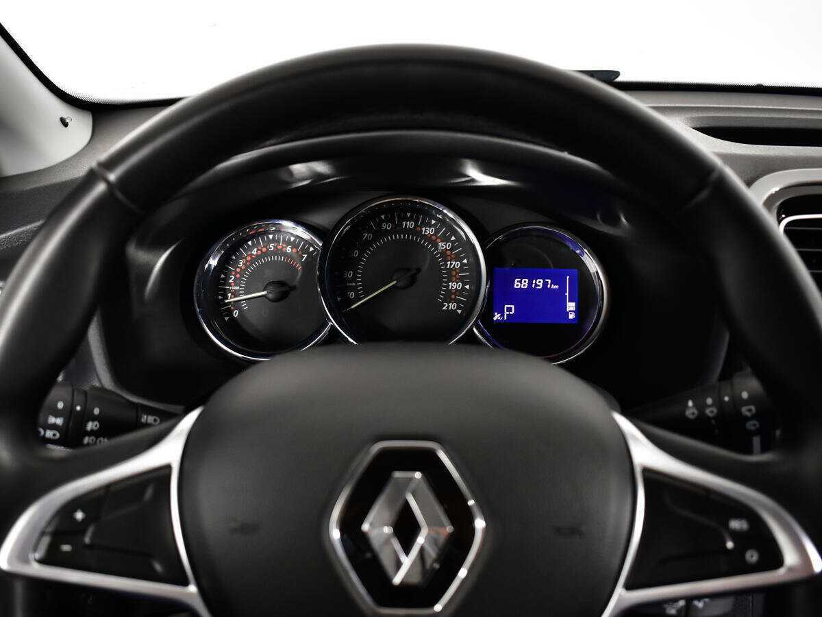 Купить Renault Sandero Stepway, 2018, 68 196 км, фото №10