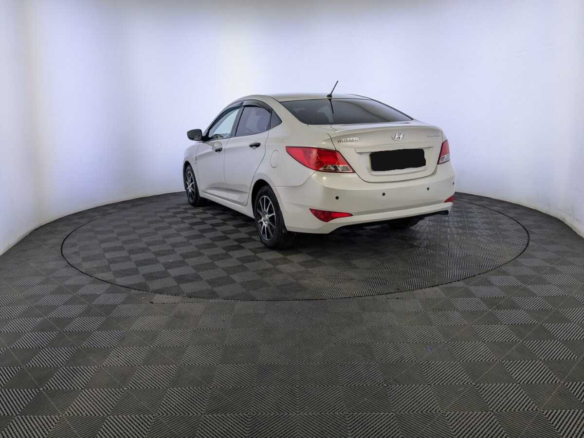 Купить Hyundai Solaris, 2015, 120 409 км, фото №7