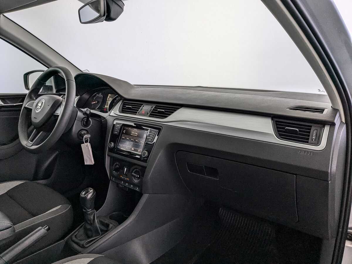Купить Skoda Rapid, 2018, 110 276 км, фото №9
