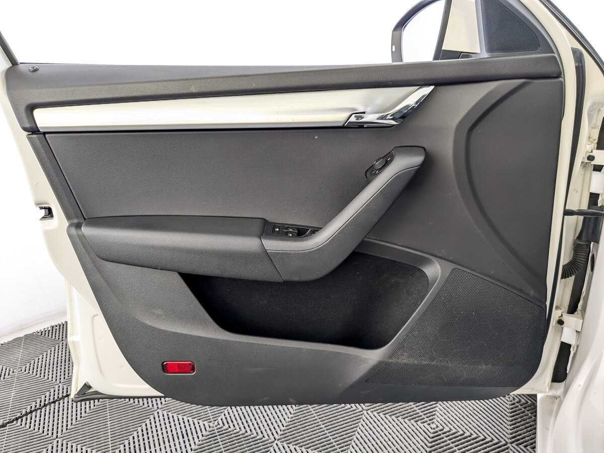 Купить Skoda Octavia, 2017, 140 527 км, фото №15