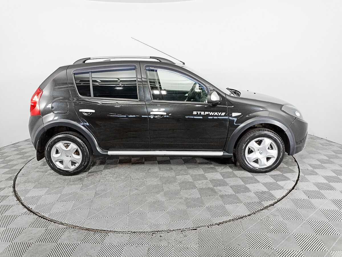 Купить Renault Sandero Stepway, 2014, 127 803 км, фото №4