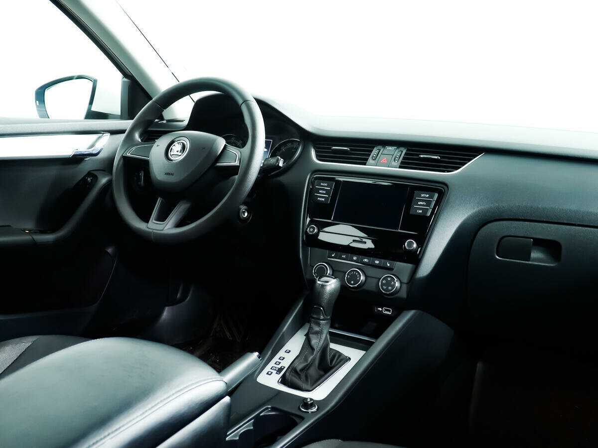 Купить Skoda Octavia, 2018, 122 335 км, фото №9