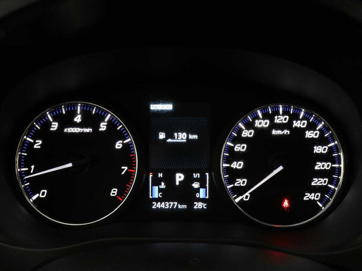 Купить Mitsubishi Outlander, 2017, 244 374 км, фото №11