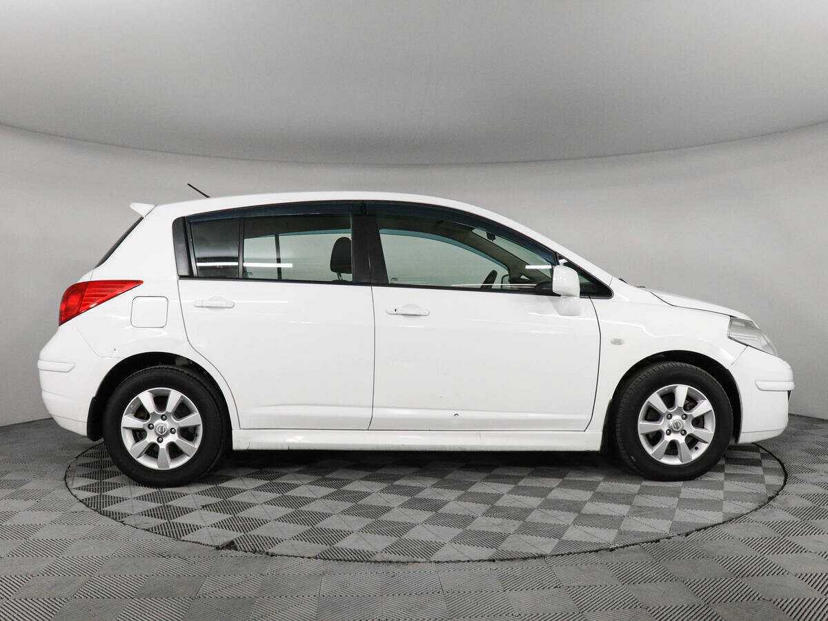 Купить Nissan Tiida, 2013, 181 715 км, фото №4