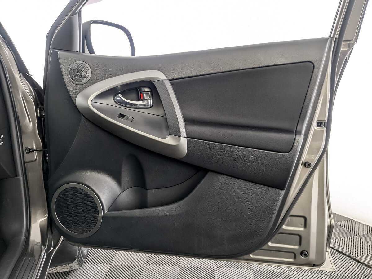 Купить Toyota RAV4, 2012, 106 585 км, фото №24