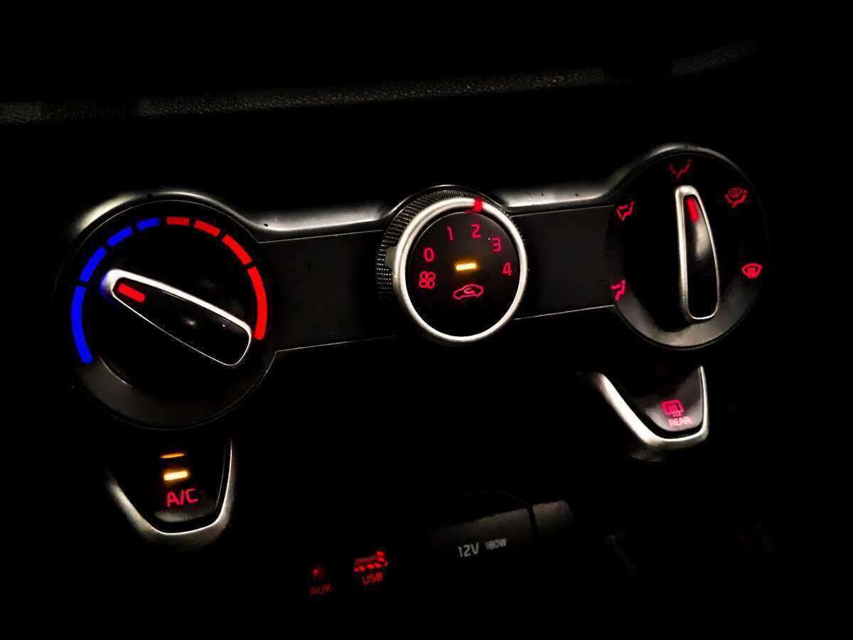 Купить Kia Rio X-Line, 2020, 189 068 км, фото №23