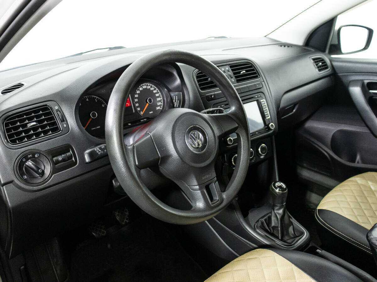 Купить Volkswagen Polo, 2013, 174 418 км, фото №11