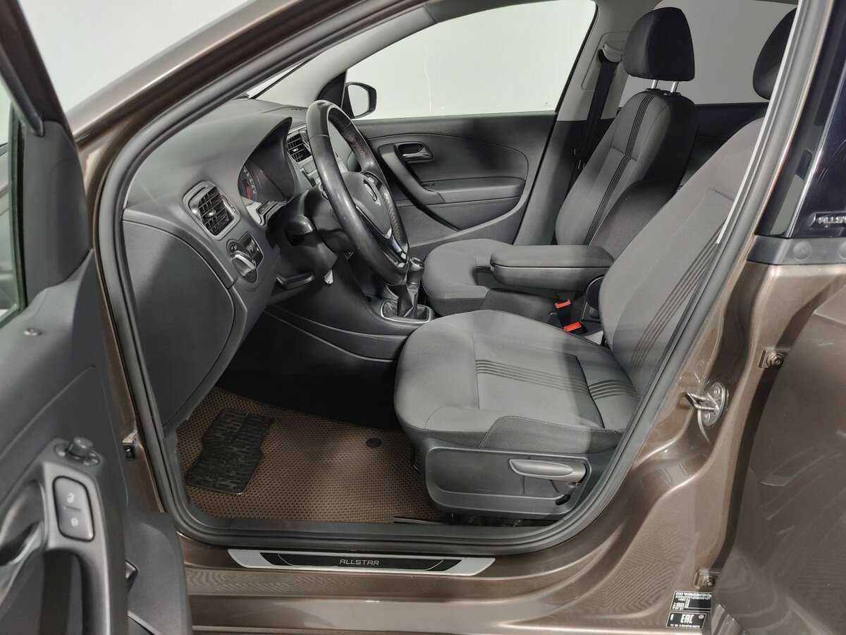 Купить Volkswagen Polo, 2016, 195 000 км, фото №9