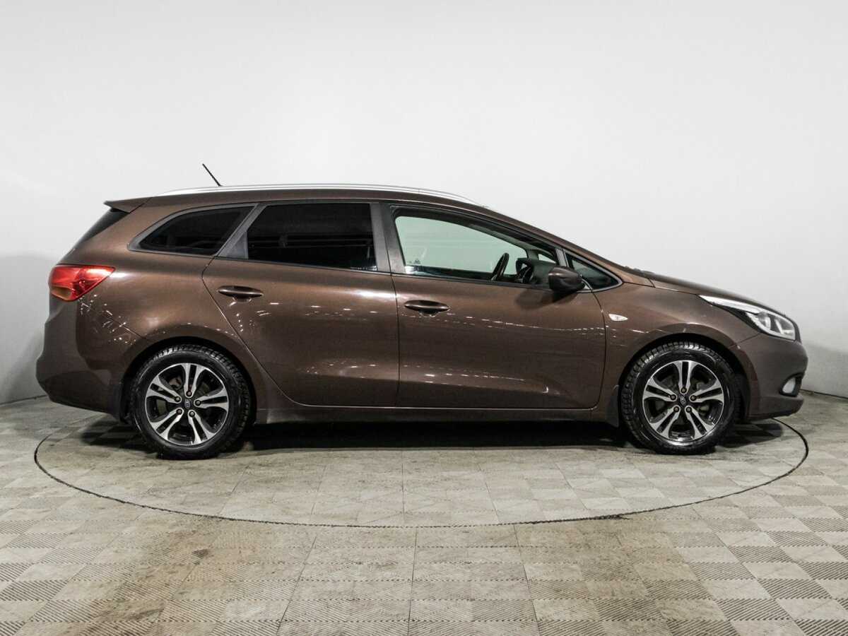Купить Kia Ceed, 2013, 193 657 км, фото №4