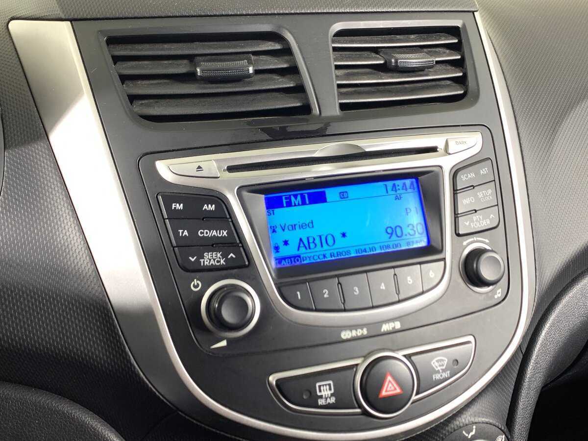 Купить Hyundai Solaris, 2012, 120 016 км, фото №13