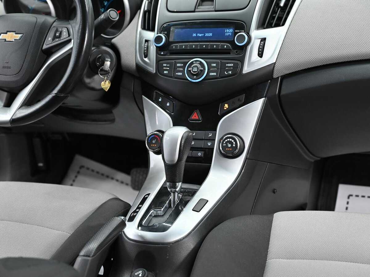 Купить Chevrolet Cruze, 2013, 183 000 км, фото №10