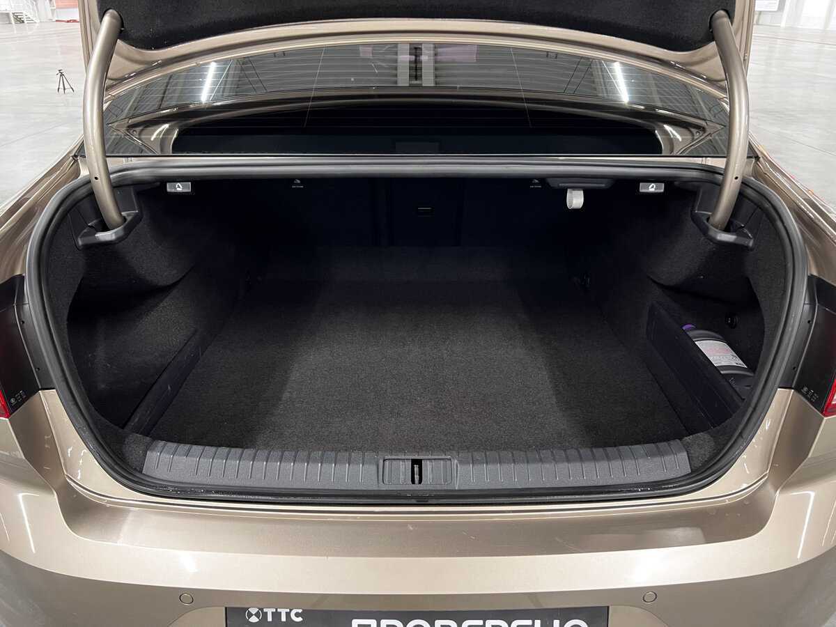 Купить Volkswagen Passat, 2016, 179 872 км, фото №10