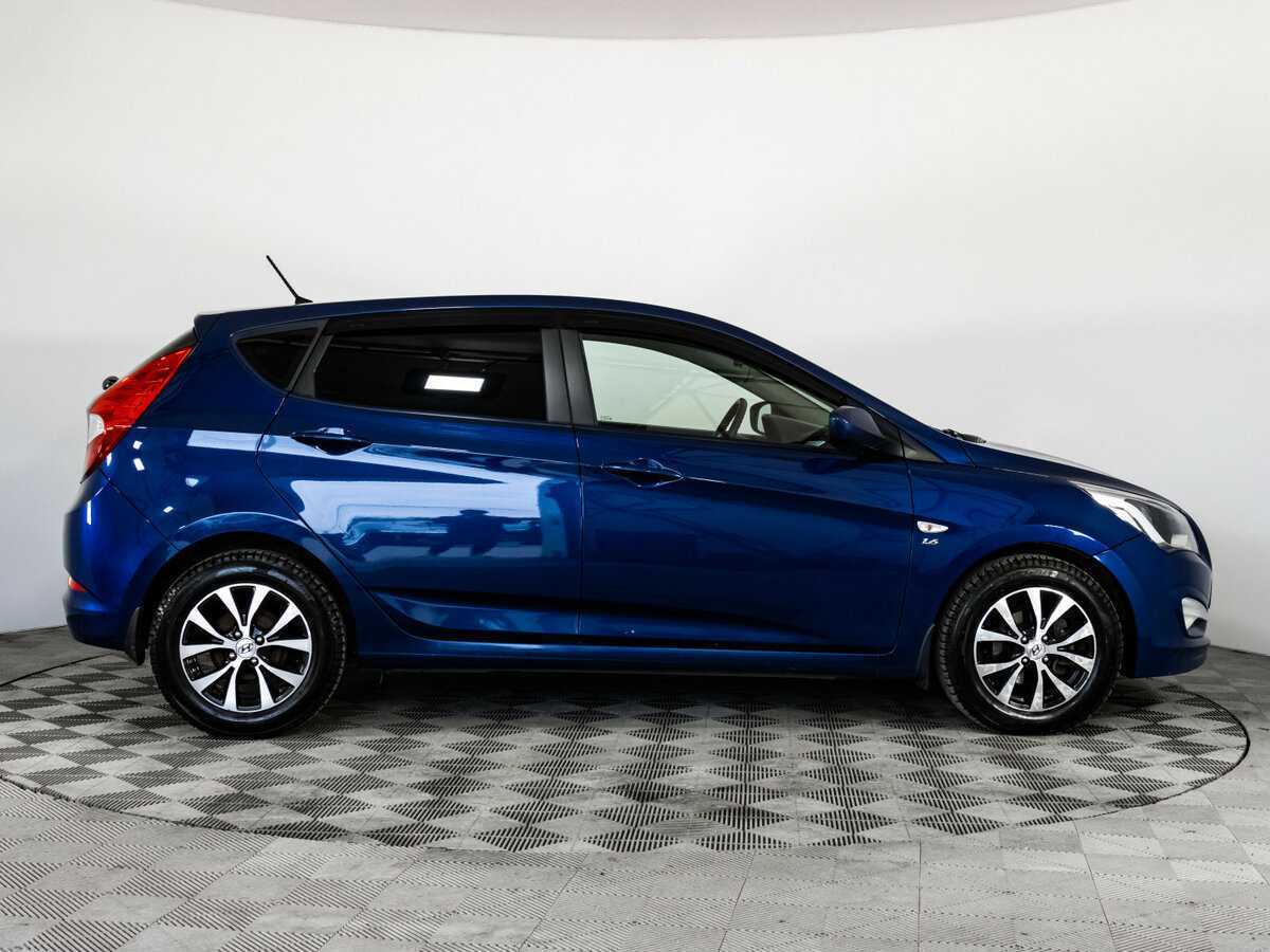 Купить Hyundai Solaris, 2016, 107 870 км, фото №4