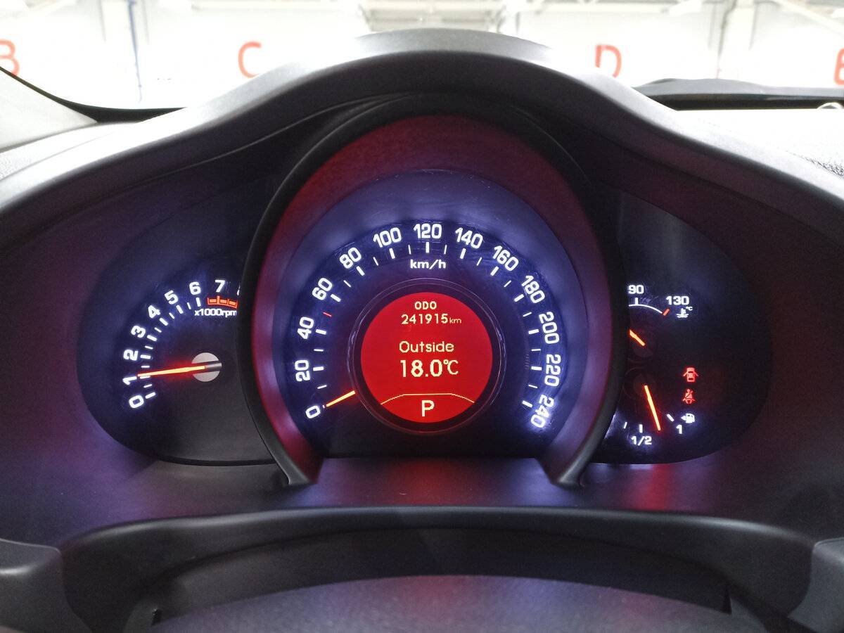 Купить Kia Sportage, 2012, 241 917 км, фото №13