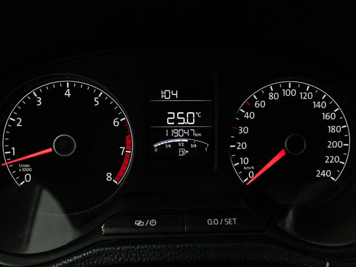 Купить Volkswagen Polo, 2017, 119 057 км, фото №12