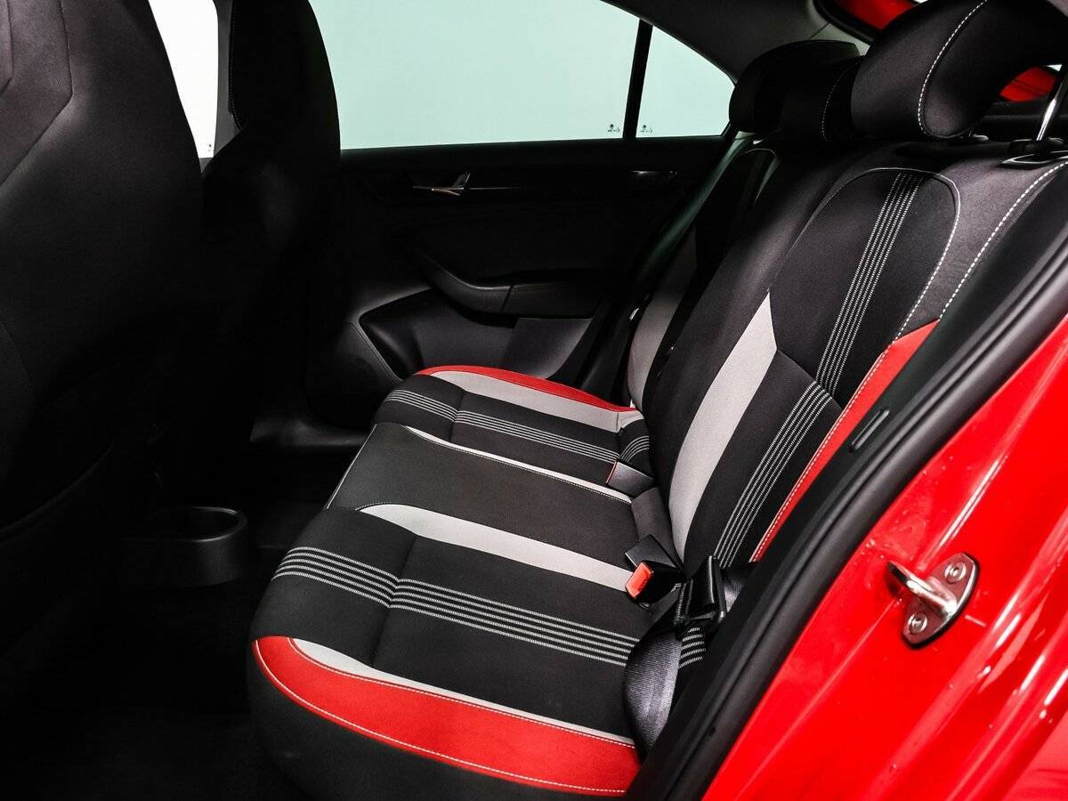 Купить Skoda Rapid, 2018, 67 605 км, фото №12