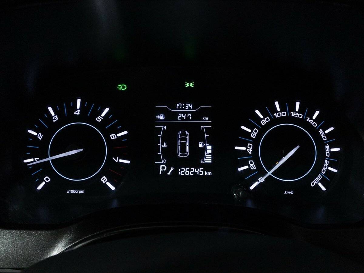 Купить Chery Tiggo 3, 2018, 126 240 км, фото №12