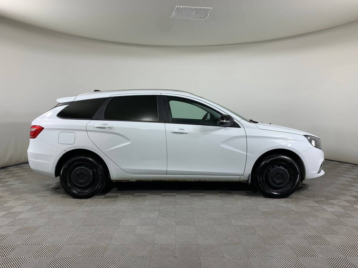 Купить Lada (ВАЗ) Vesta SW, 2021, 68 986 км, фото №4