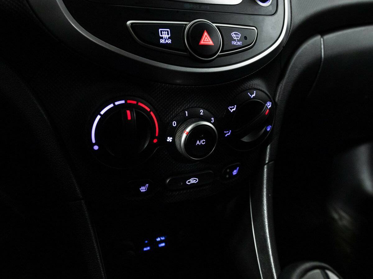 Купить Hyundai Solaris, 2016, 89 209 км, фото №15