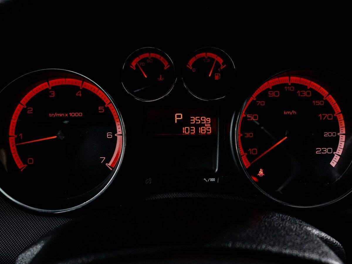 Купить Peugeot 308, 2012, 103 187 км, фото №11